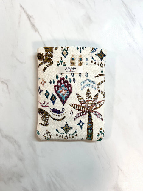 Housse de livre Jacquard faite main. Créatrice AMMA