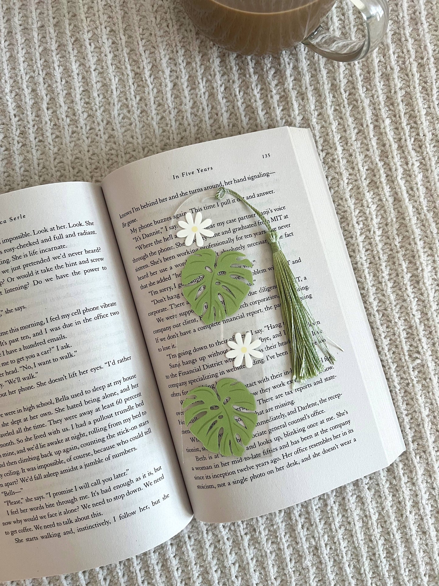 Marque-page en acrylique « feuille de Monstera » Créatrice : « Birdie&co »