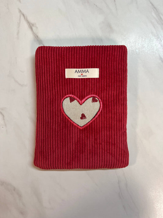 Housse de livre velours côtelé Rouge Valentin faite main. Créatrice AMMA
