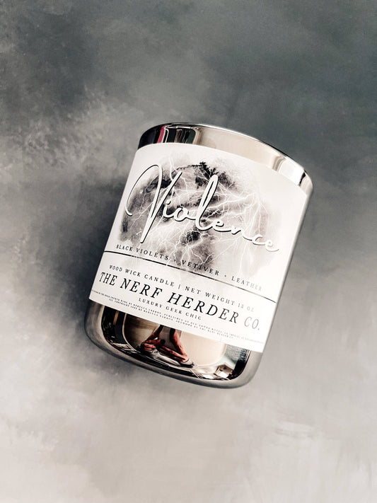 Bougie sous licence officielle | Violence (12 oz). Créatrice : Melissa de « The Nerf Herder co. »